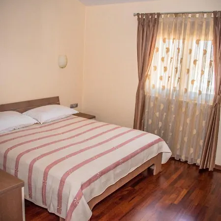 Hotel Barbaric 3*