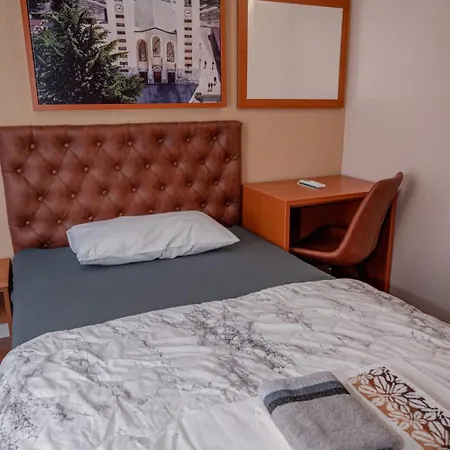Barbaric Otel